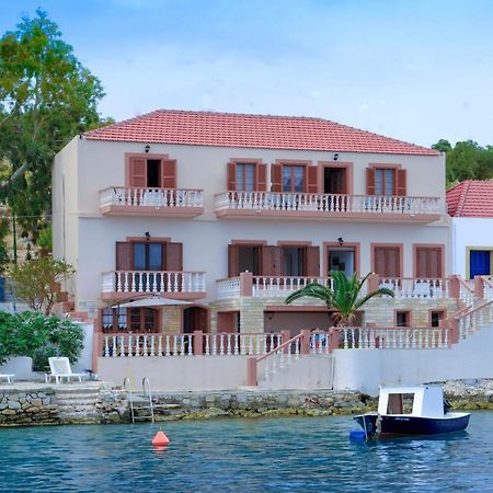 Villa Skiadeni Chalki Town エクステリア 写真