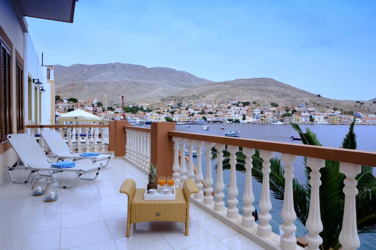 Villa Skiadeni Chalki Town エクステリア 写真