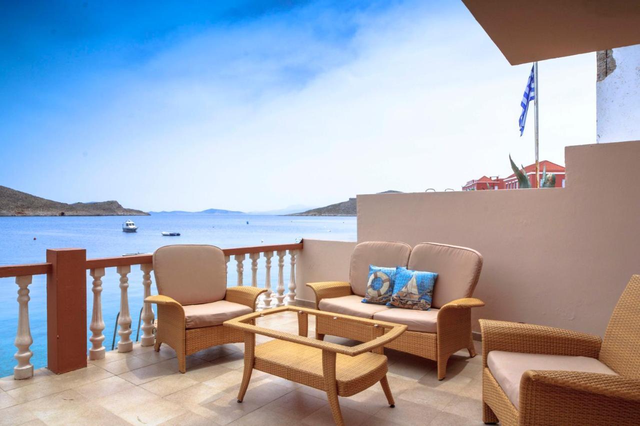 Villa Skiadeni Chalki Town エクステリア 写真