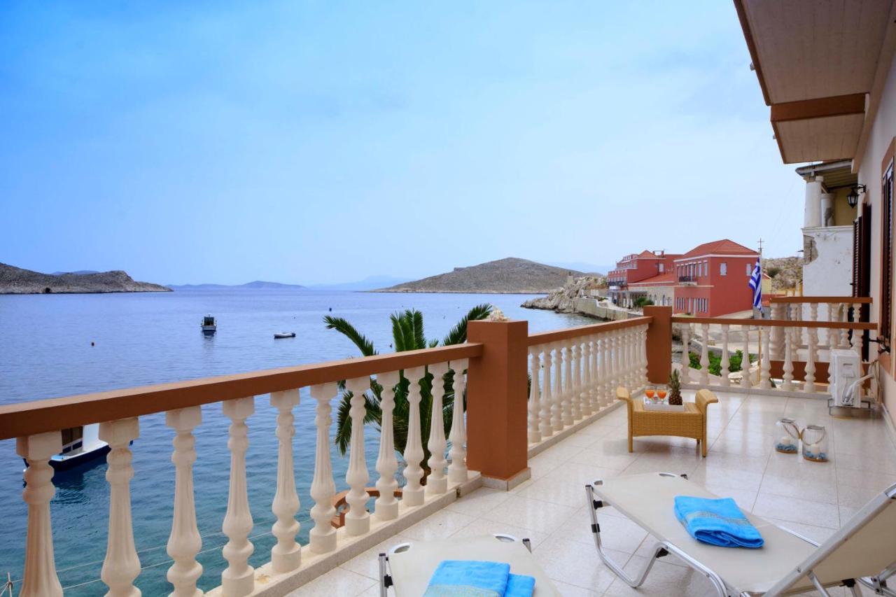 Villa Skiadeni Chalki Town エクステリア 写真